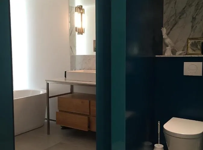 Mirano Villa *