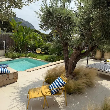 Mirano Villa Eze
