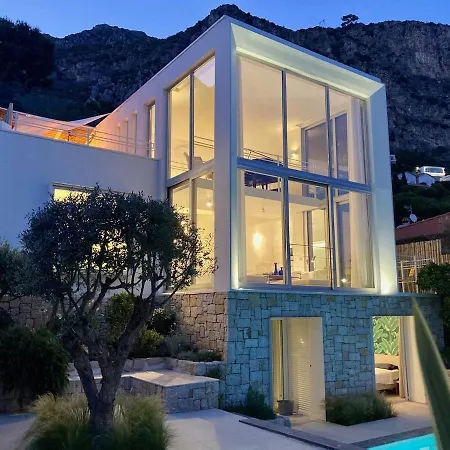 Villa Mirano Eze