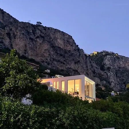 Villa Mirano Eze