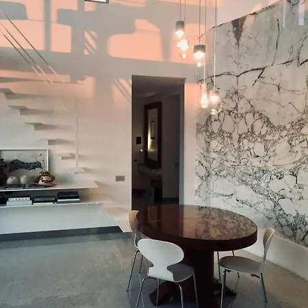 Mirano Villa Eze